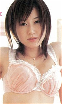 Momo Takai