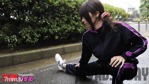 [032411_01] Work of an amateur-Gym instructor teaches how H works muscles-