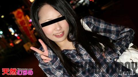 [051810_01] When she changes into school swimwear