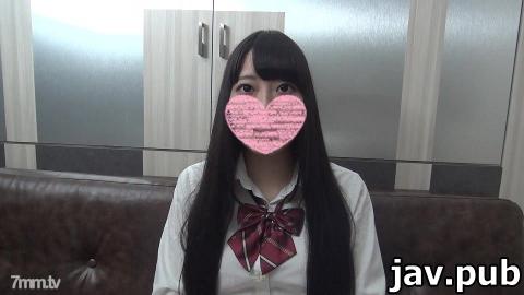 FC2 fc2-ppv 1528299 2980 1980 First shot Complete appearance! A huge chin is screwed into a tiny pus