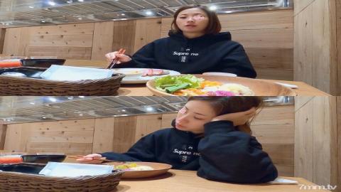 FC2 [fc2-ppv 1727574] [No x uniform] Creampie sex with uniforms from the morning! (NO.006 Naughty-ch