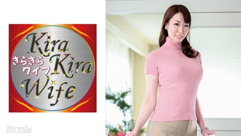 Glitter wife [359TYVM-136] Thirty Legs Beautiful Wife De Powerful Portio Cum Sex