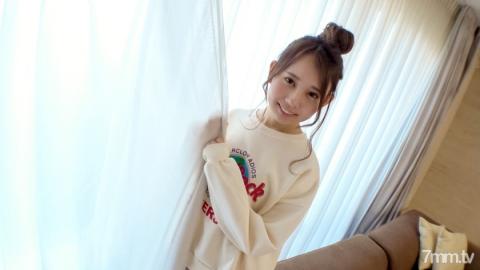 Amateur TV [SIRO-4429] [First shot] [Smooth delicate body] [Penetrating big cock ..] A professional