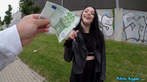 Fakehub - Publicagent - British Babe Gets Creampied Outdoors