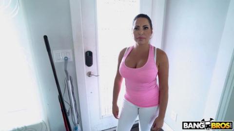 Julianna Vega, Brick Danger