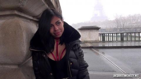 Jacquieetmicheltv - Canela, une jolie recrue en bord de Seine !